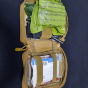 Apteczka militarna z wyposażeniem taktycznym IFAK